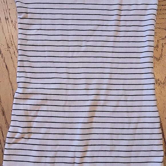 XS Maternity Tank Top stripe A Pea In A Pod - Picture 3 of 9